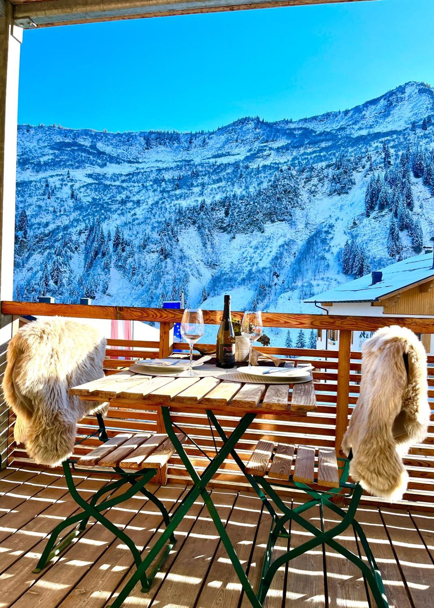 Sonniges Bergblick-Appartement Damüls Exterior foto